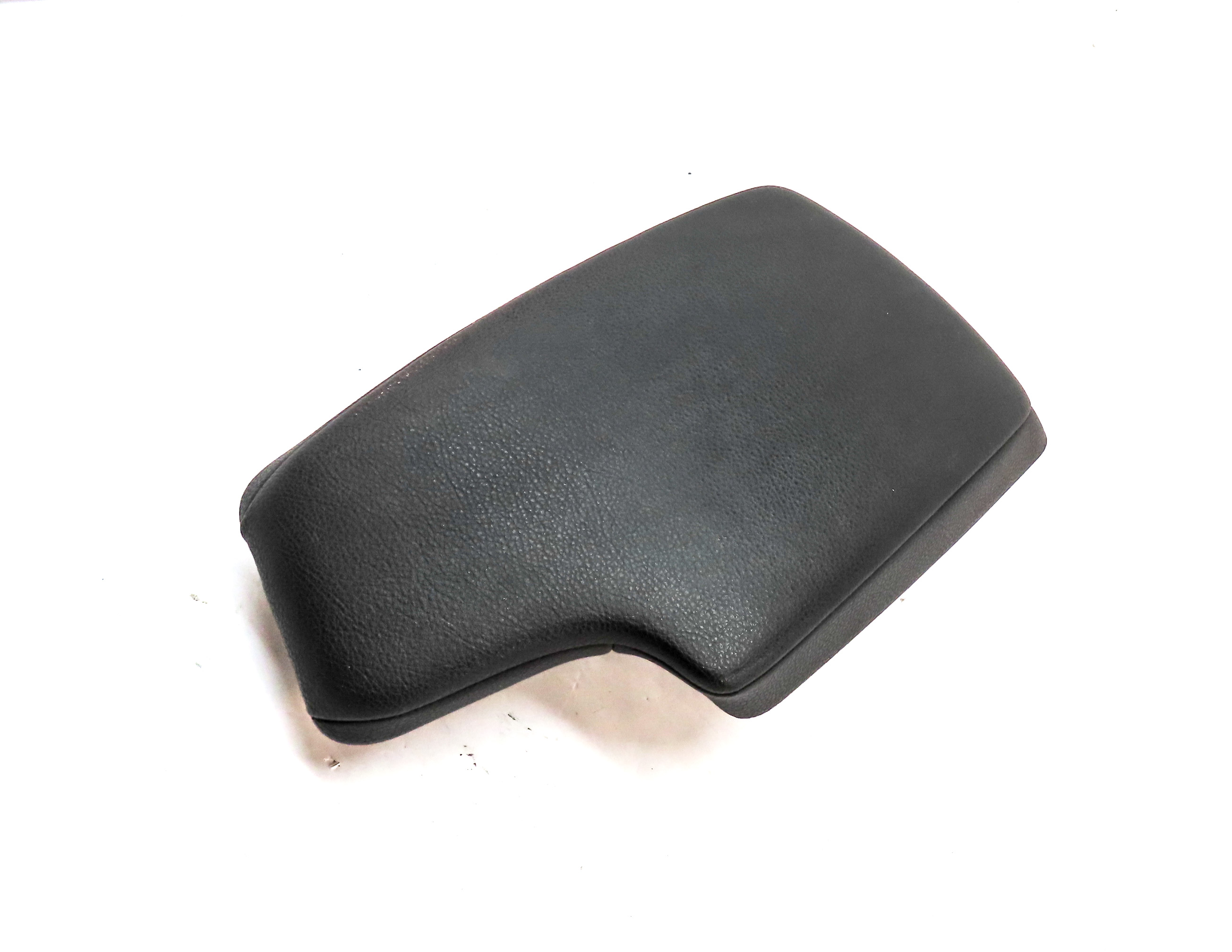 12-19 BMW 330i 335i 428i 435i (F30 F32) FRONT CENTER CONSOLE ARM REST (Black) — exact item pictured